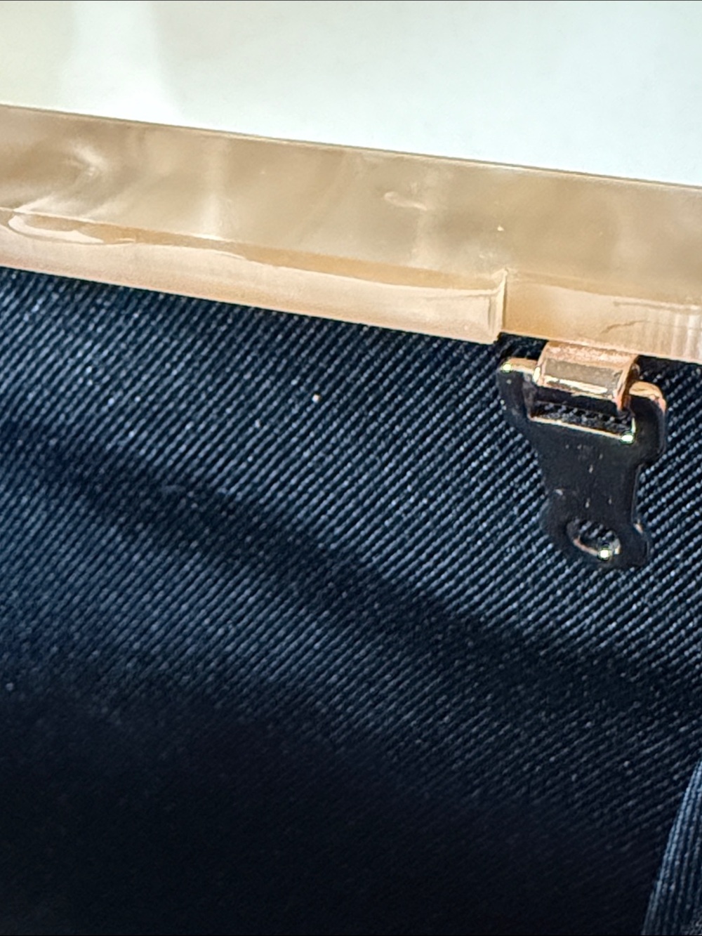 Cream Marble “On The List” Acrylic Box Clutch Purse 🌿 - Picture 7 of 7